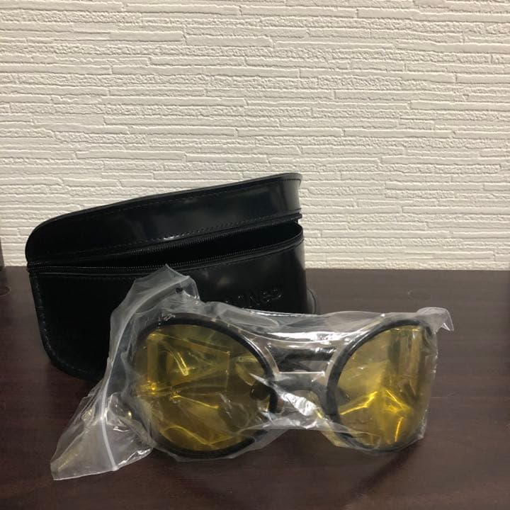 hide グッズサングラス