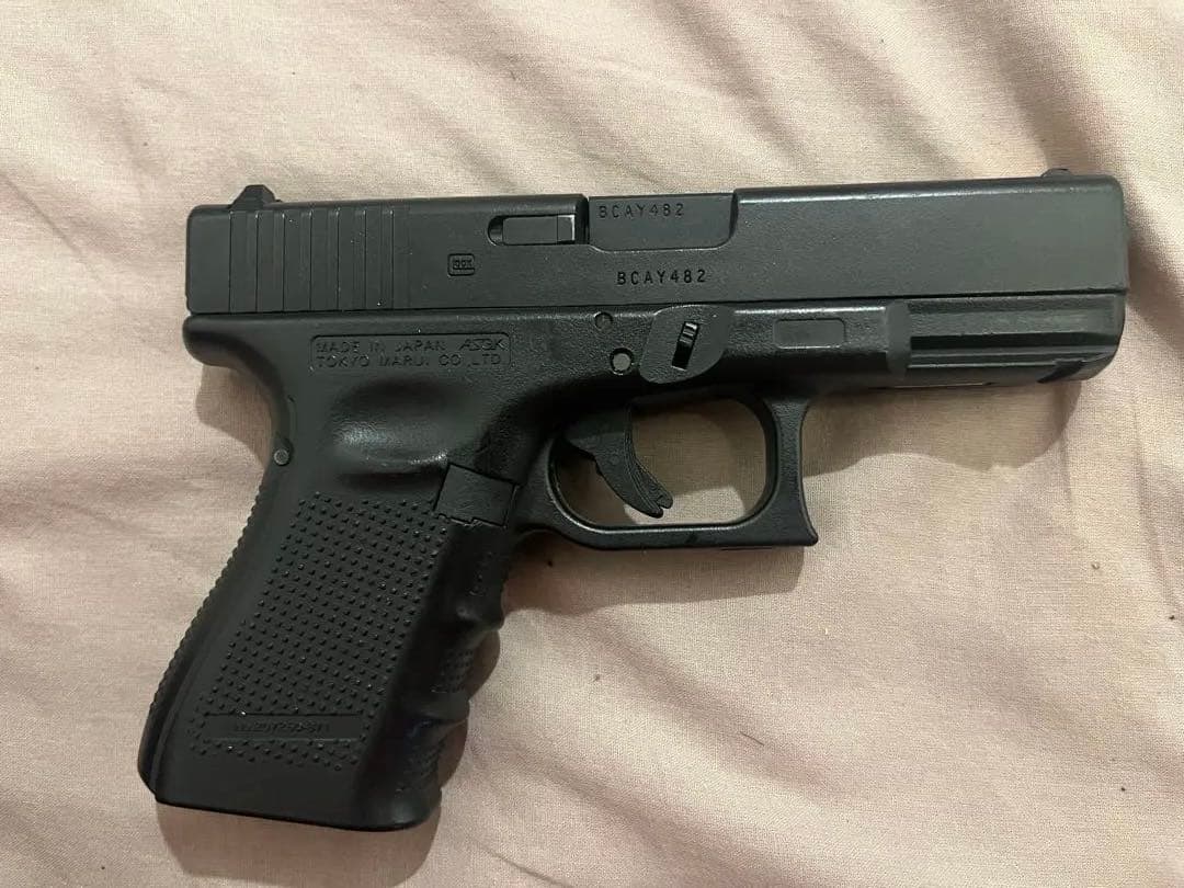 東京マルイ　グロック19 gen4 ホルスターセット