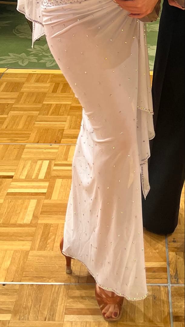 K*u様 ラテンドレス ホワイト MからL