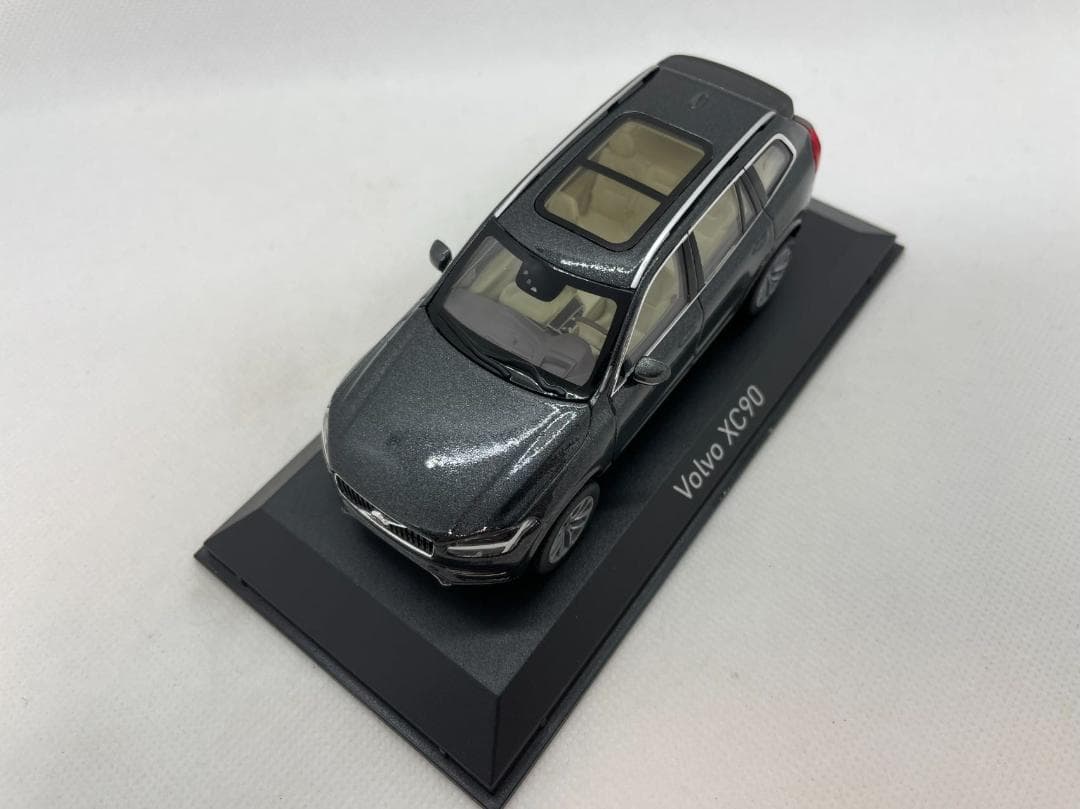 404-169 ノレブ 1/43 ボルボ XC90 2015