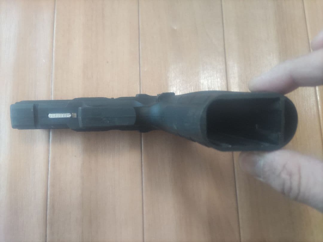 ストライカー9 カーボネイト CO2 ガスブローバック