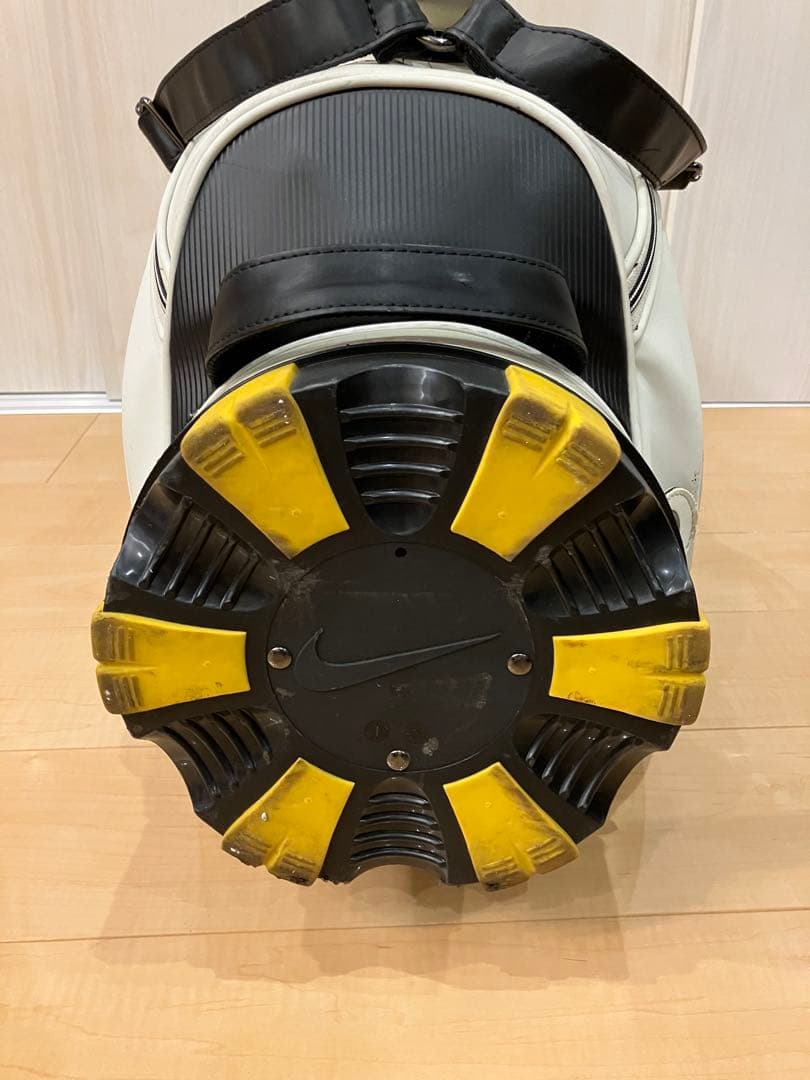 ナイキゴルフNike ツアーモデルキャディバッグ ホワイト中古