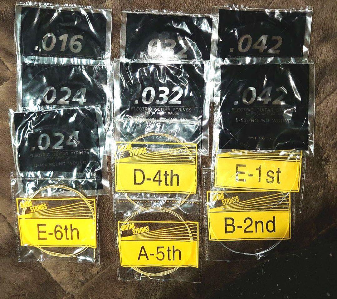 フェルナンデス　エレキギター　STJ-40C TG-5 ソフトカバー付き　その他