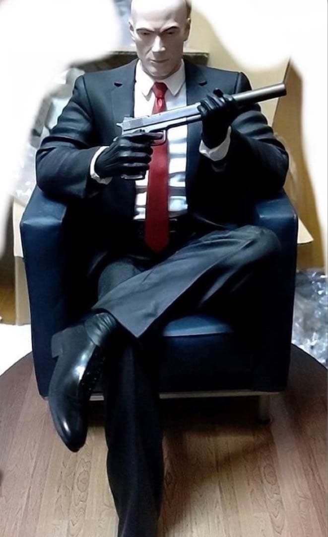 送料込 北米版 ヒットマン コレクターズエディション フィギュア ネクタイ