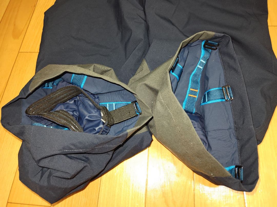 値下げ中　mont-bell 160センチ　スキーウェア上下セット 青/水色