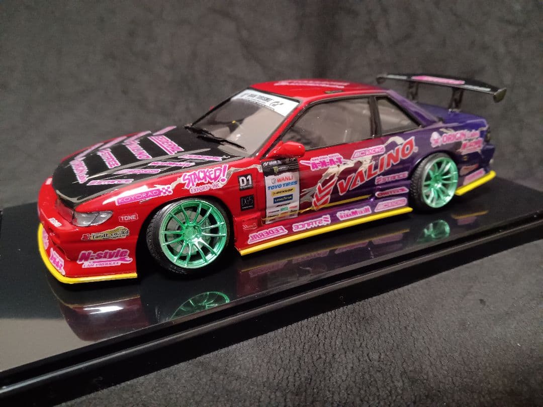 1/24 ニッサン S13 シルビア ドリフト プラモデル 完成品 ケース付