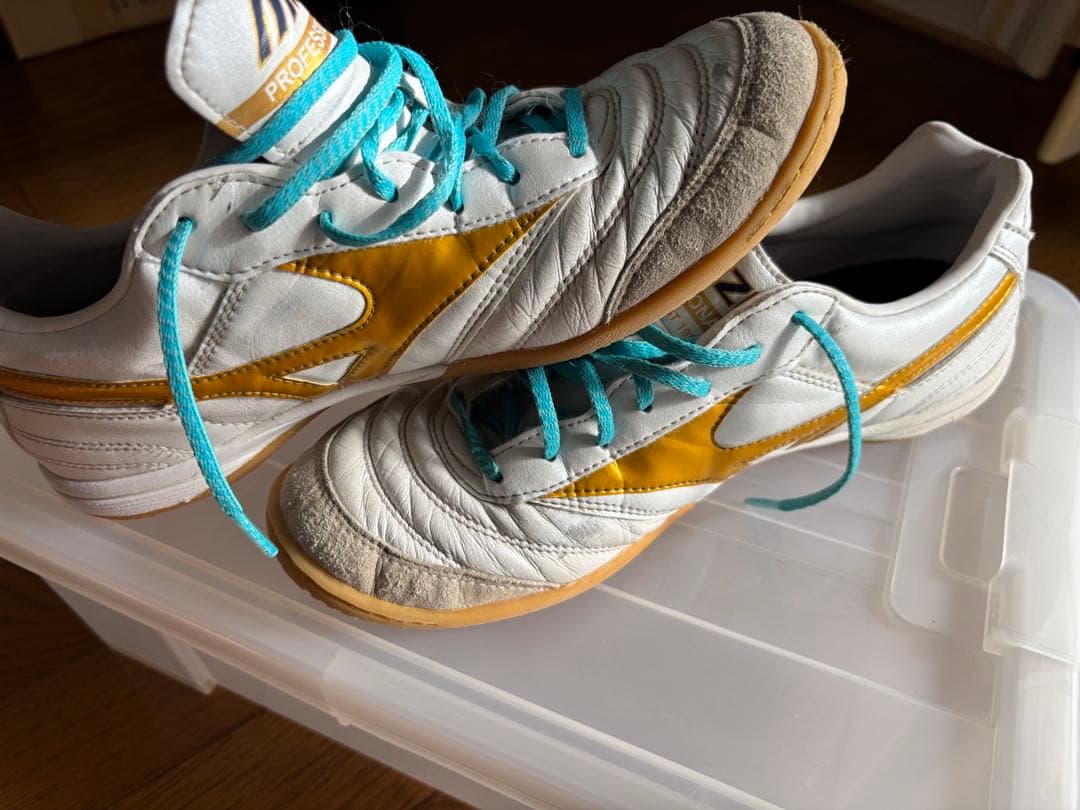 【限定】モレリア 26.5 ビクトリーゴールド in(少し訳あり)