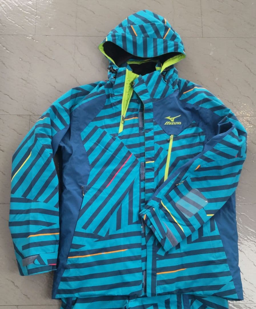 ミズノレーシング デモモデル ブレスサーモ スキーウェア 上下セット