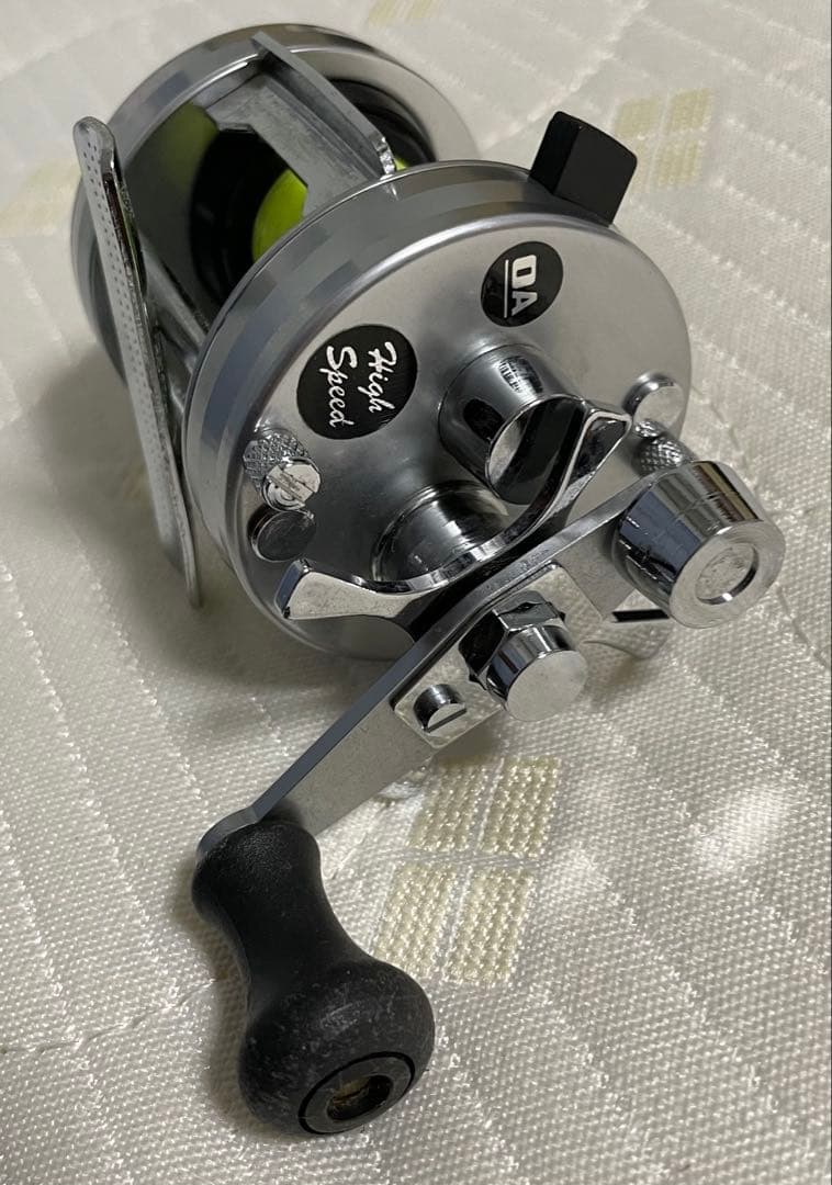 アブガルシア Abu Garcia アンバサダー　2500C