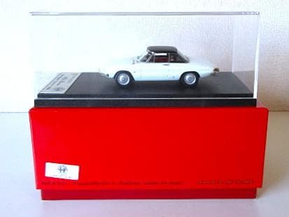 特価 MakeUp 1/43 アルファロメオ 1600 スパイダー Duetto