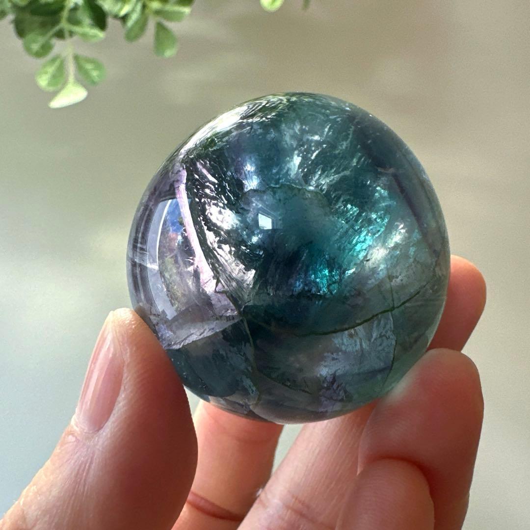 ブルーフローライト　エッグ　122.9g フローライト　青　透明感　マリンブルー