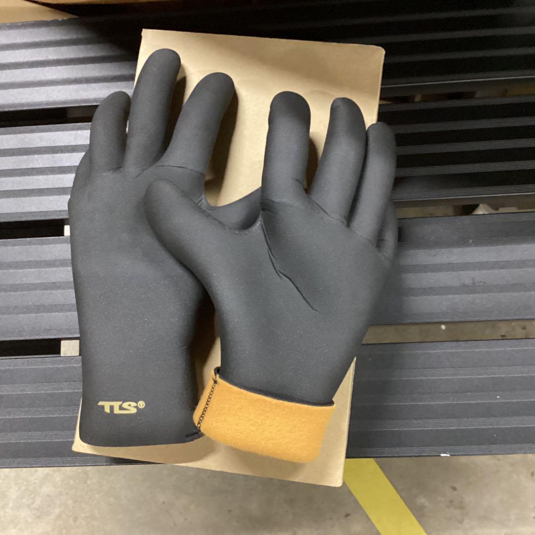 新品格安フィット感抜群TLS エアフュージョングローブあったかい2mm L安心