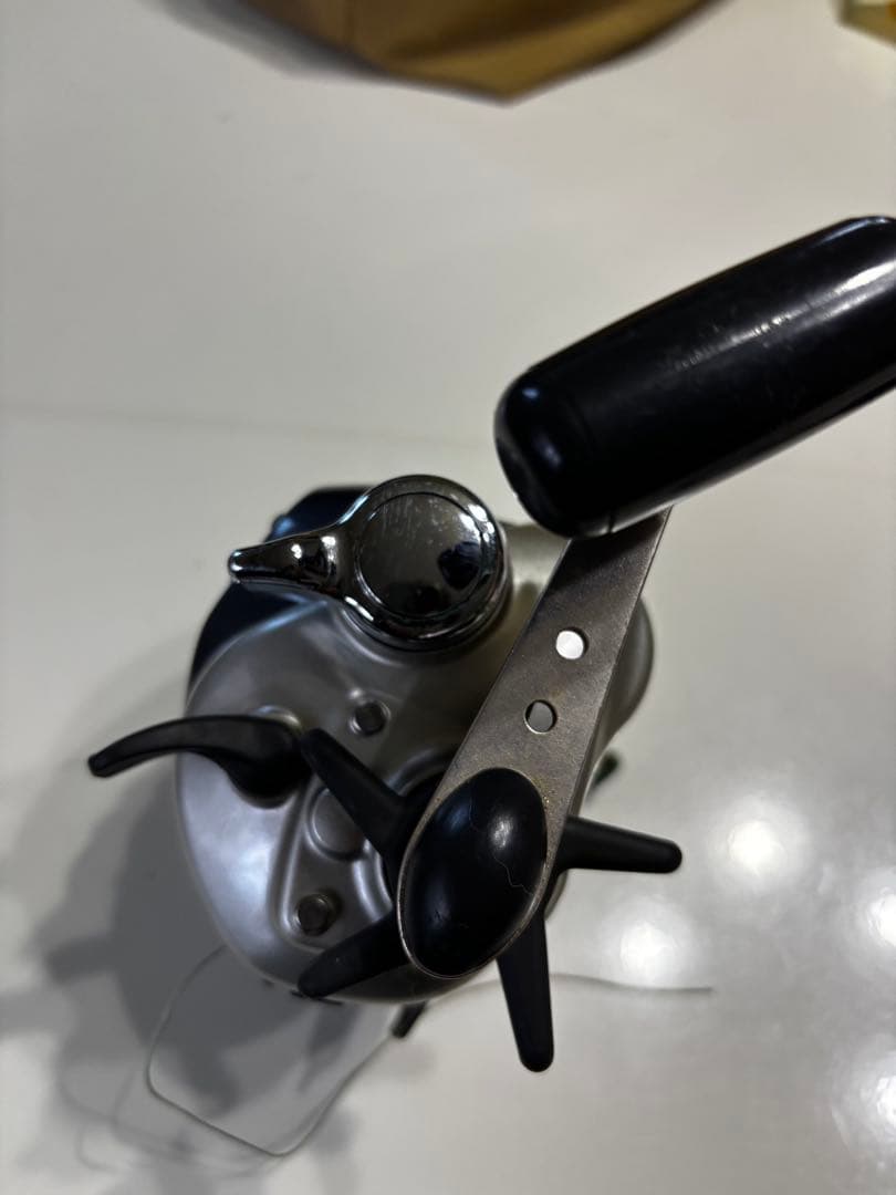 《美品》ダイワ 電動リール　スーパータナコンS 500W