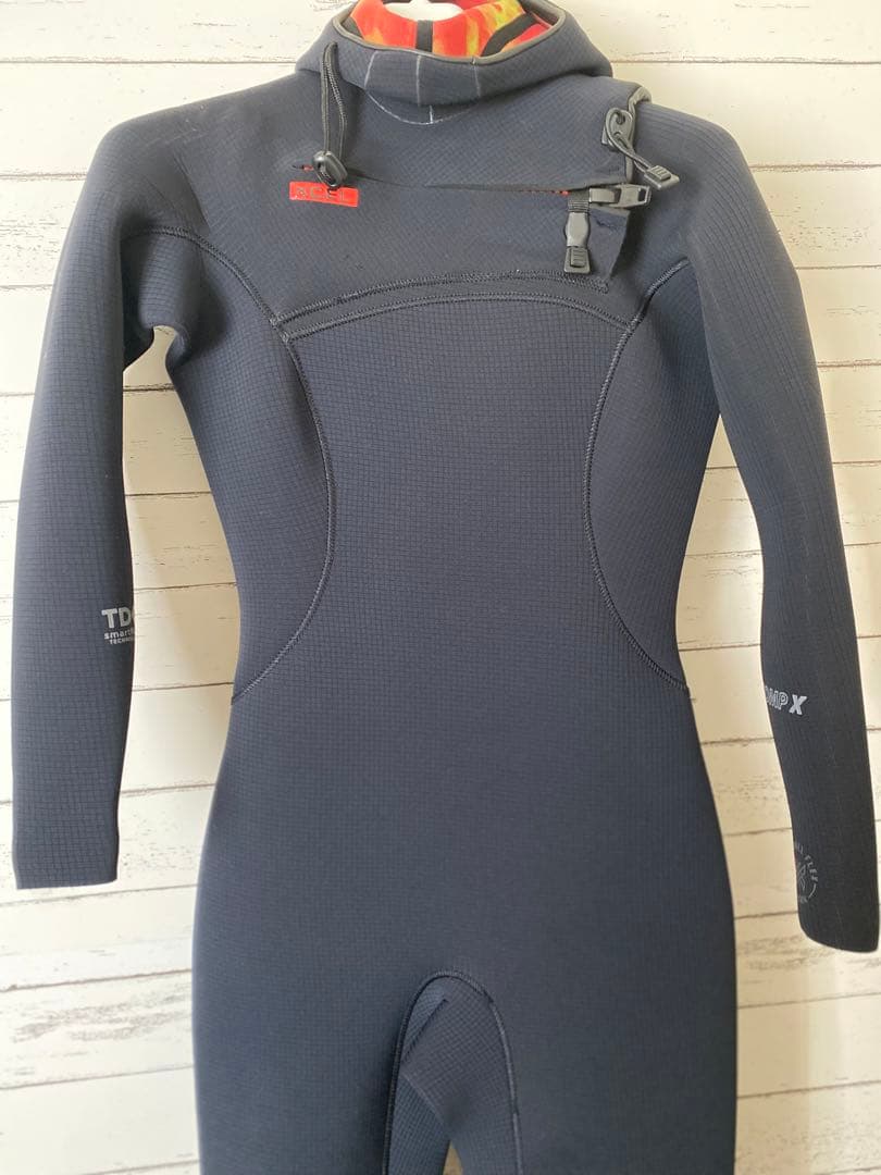 Excel エクセル セミドライ ウェットスーツ フード付