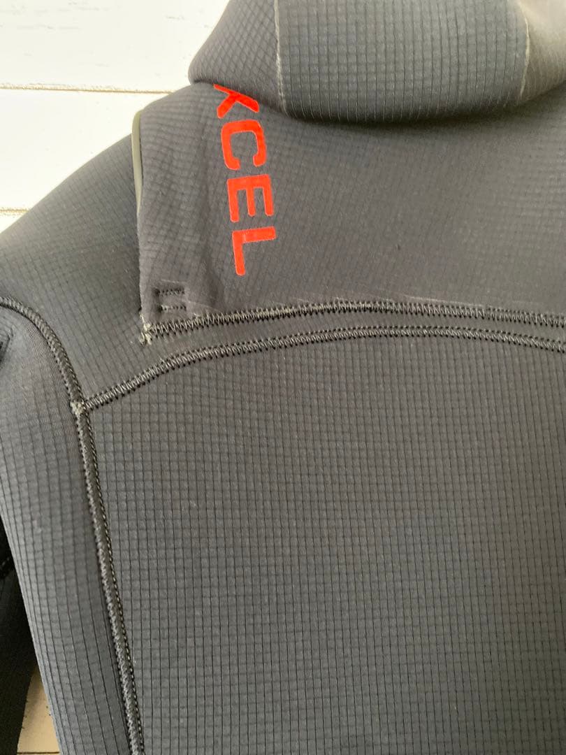 Excel エクセル セミドライ ウェットスーツ フード付