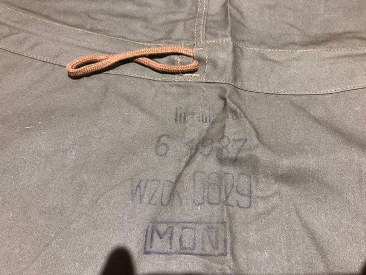 【週末限定最終値下げ】ポーランド 軍幕 ポンチョ 人気のサイズ3