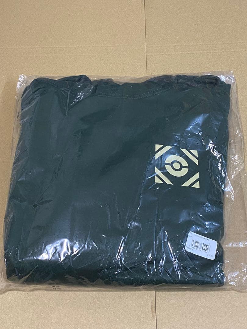 ポケモン ロンドン自然史博物館　トロピウス　パーカー　L