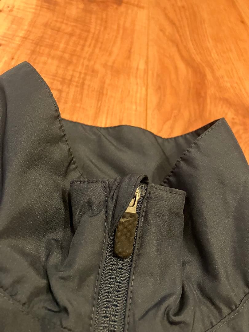 アーセナルFC NIKE ナイロンジャケット 古着　Mビンテージ　ナイキ