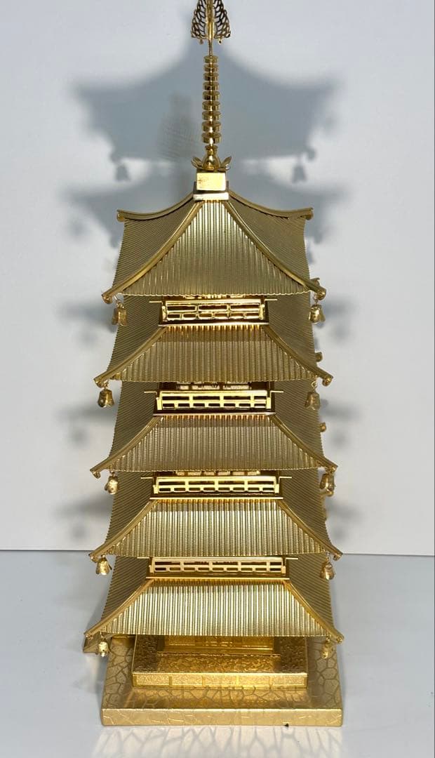 #五重塔 金属製オブジェ