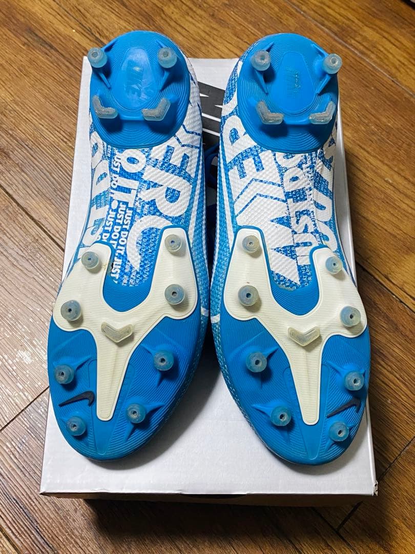 ナイキ マーキュリアル AG PRO 27.5cm