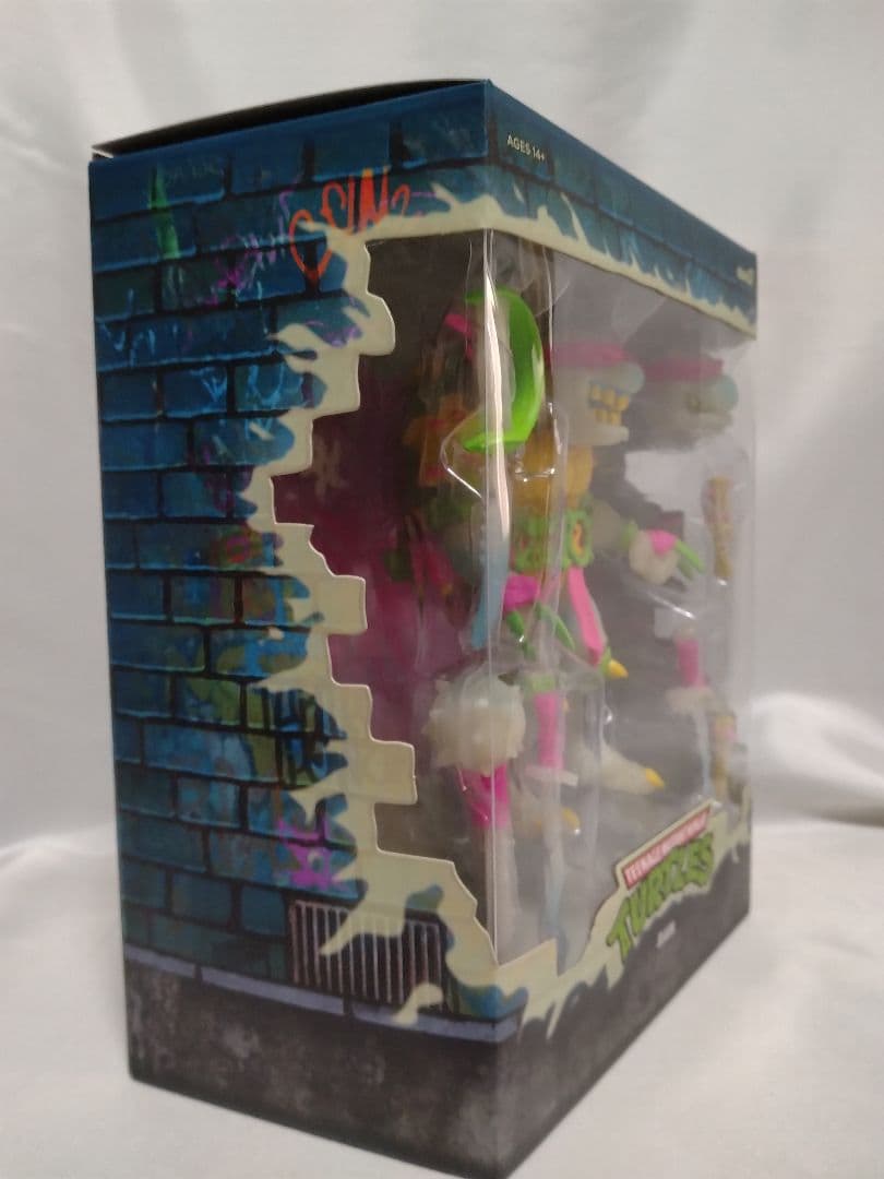 Super7 TMNT スラッシュ 蓄光ver