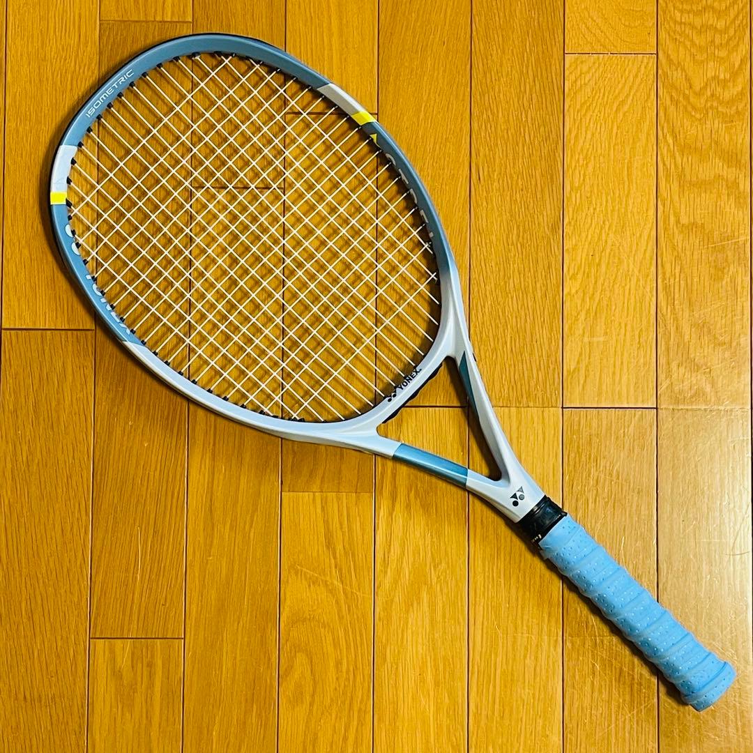 【極美品】YONEXヨネックス ASTREL100 アストレル 2023年モデル