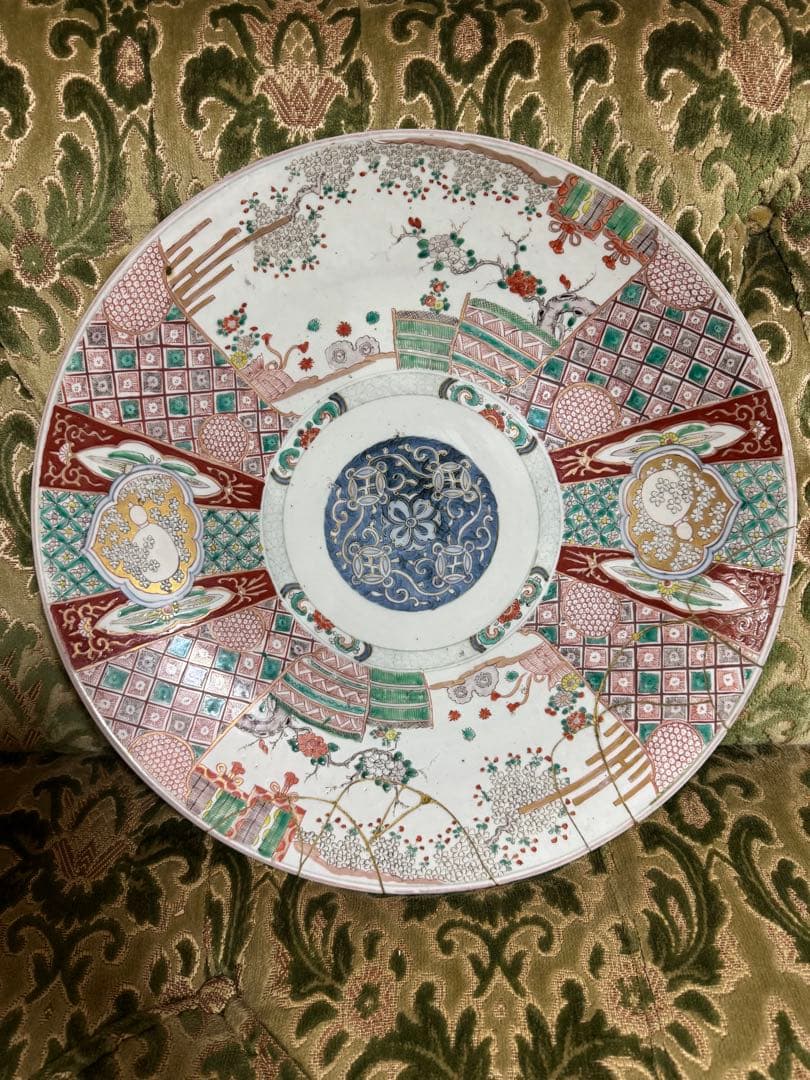 特大大皿！古伊万里　江戸時代　素敵な柄
