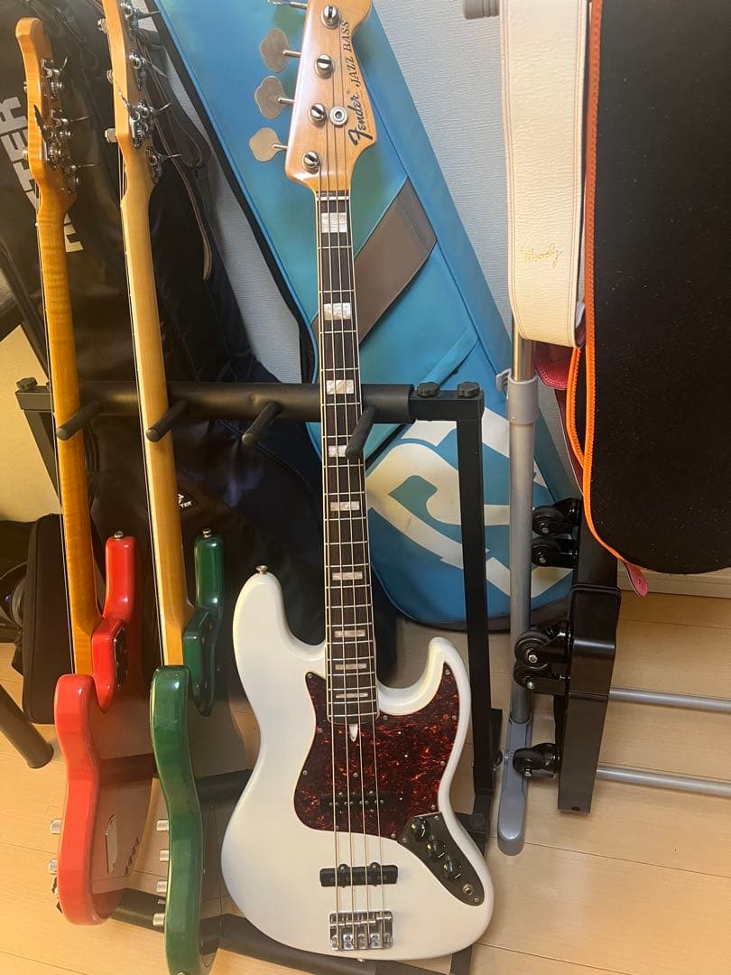 fender JB1975 ホワイトリフィニッシュ