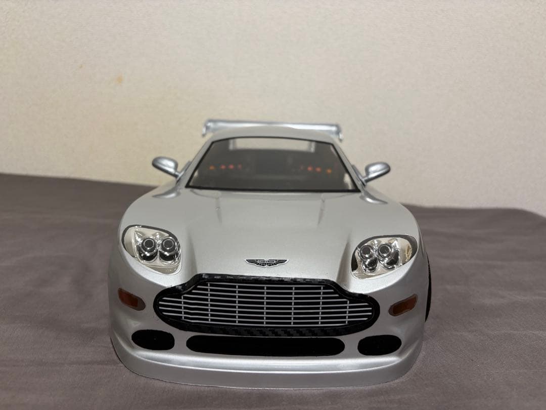 ラジコン ボディ アストンマーティン DB7 1/10 未走行