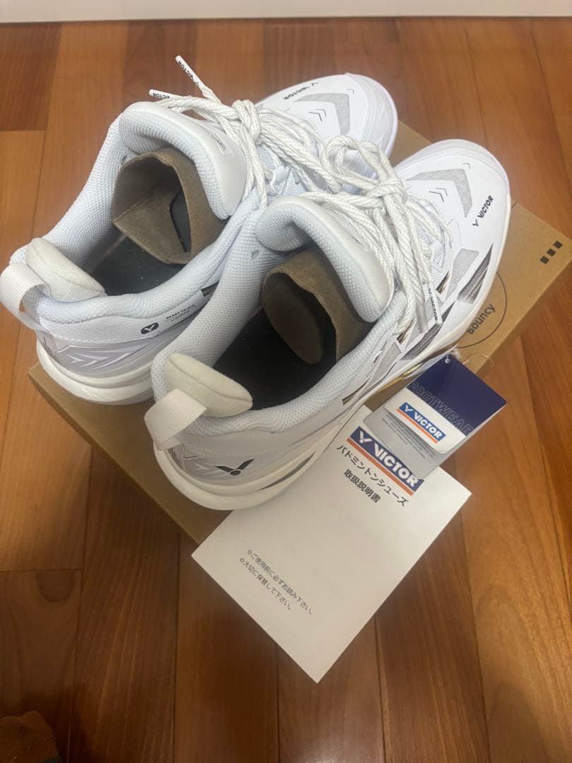 Victor バドミントンシューズ　C90NLite A 26.5㎝