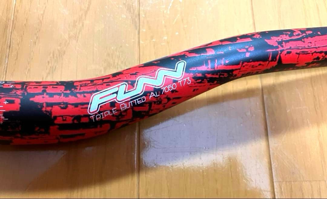 FUNN fatboy 31.8mm ライザーバー 希少 未使用品 ダウンヒル