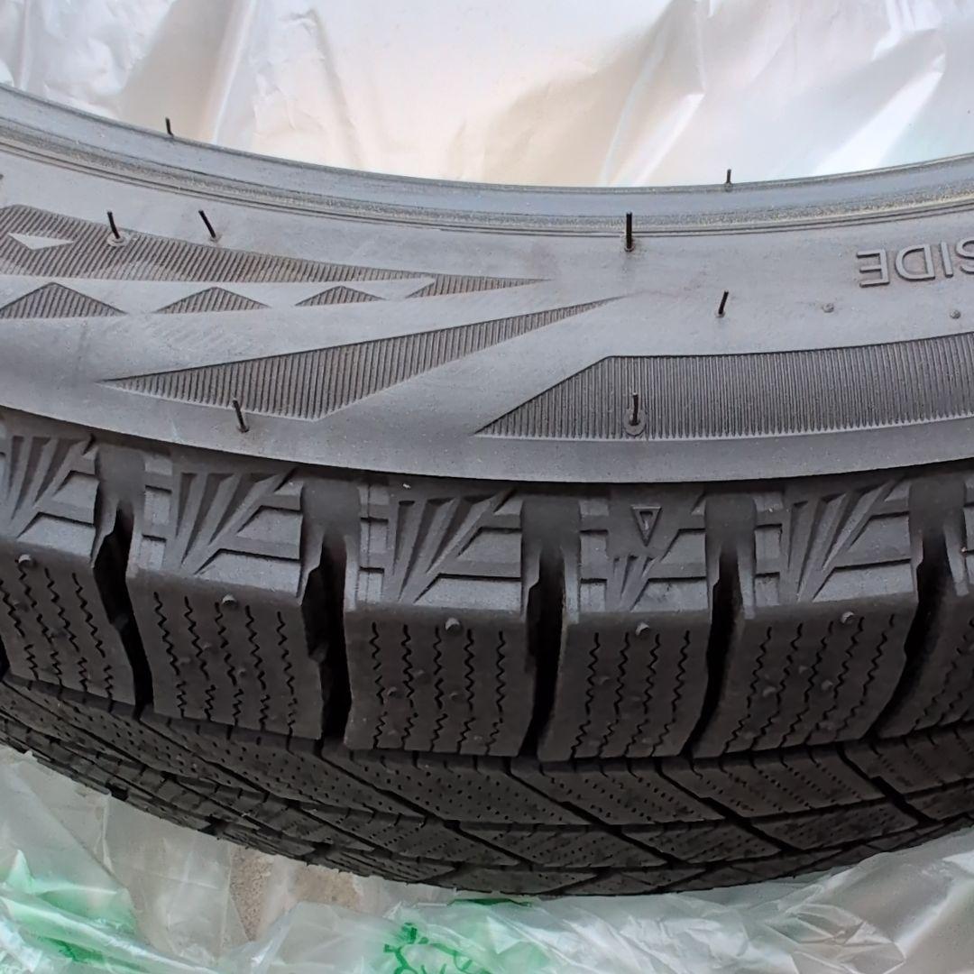 えすたて　BLIZZAK VRX3 215/40R18 4本セット