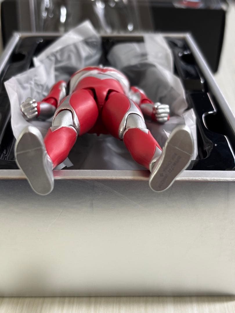 真骨彫製法 ウルトラマンティガ パワータイプ フィギュアーツ