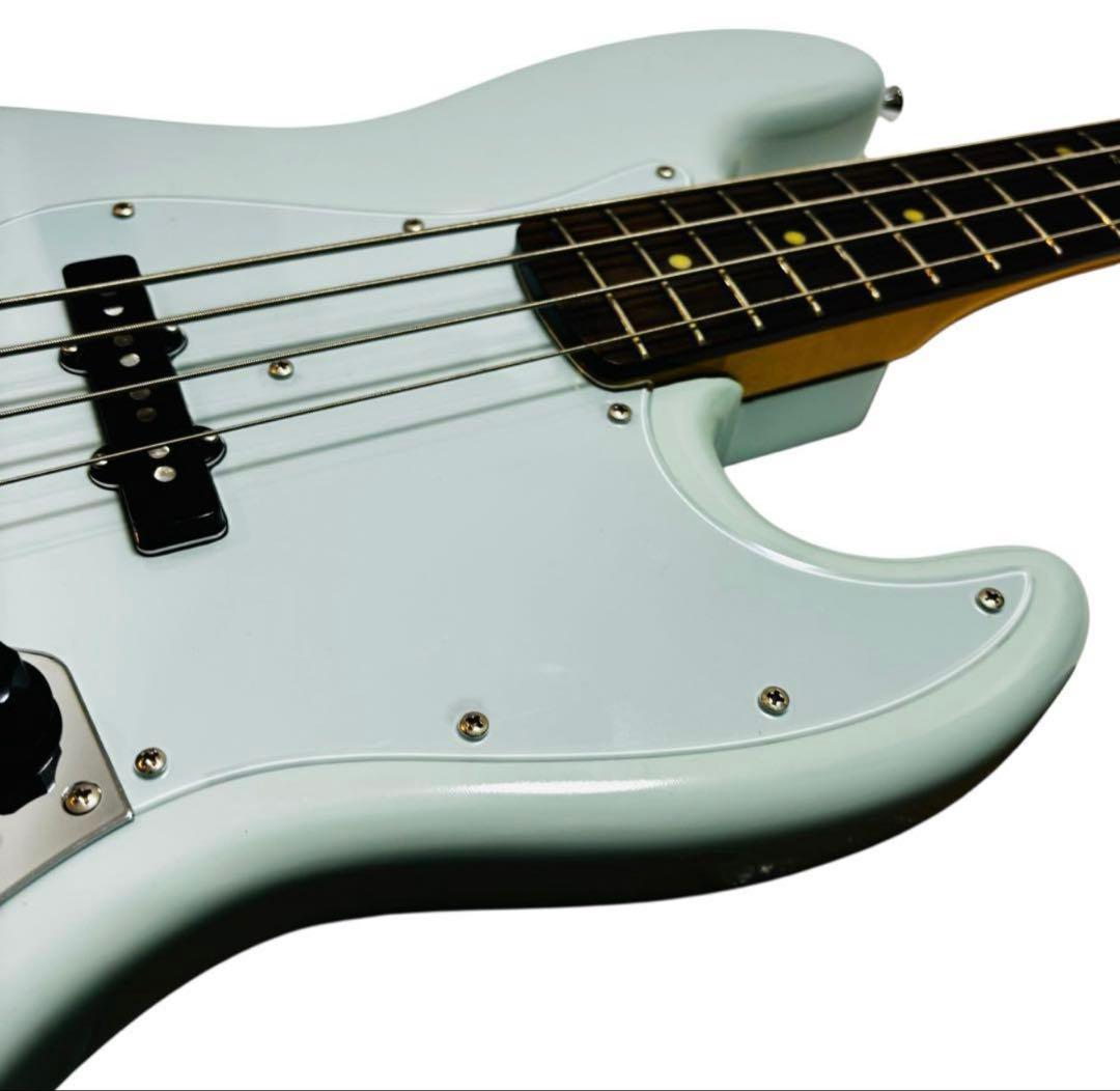 EDWARDS エレキベース