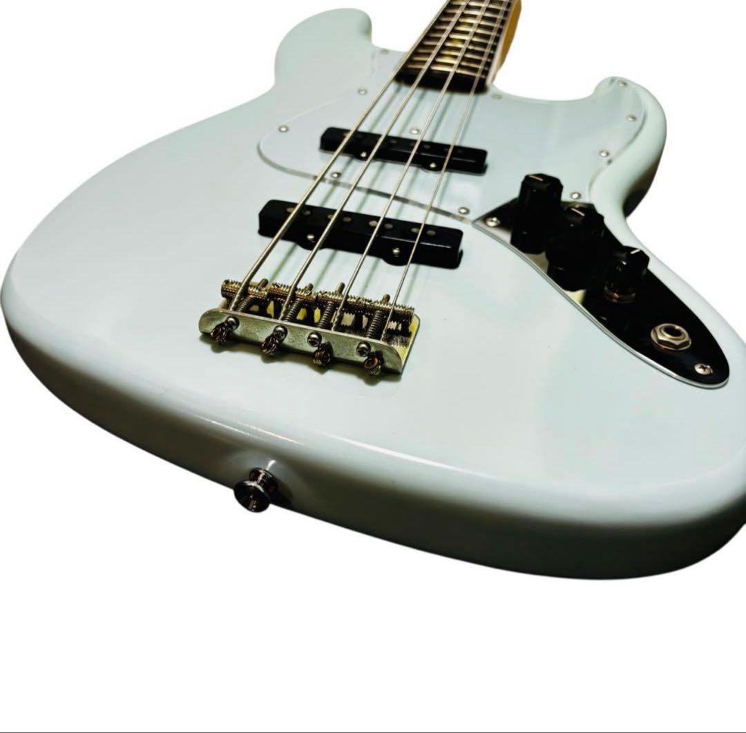 EDWARDS エレキベース