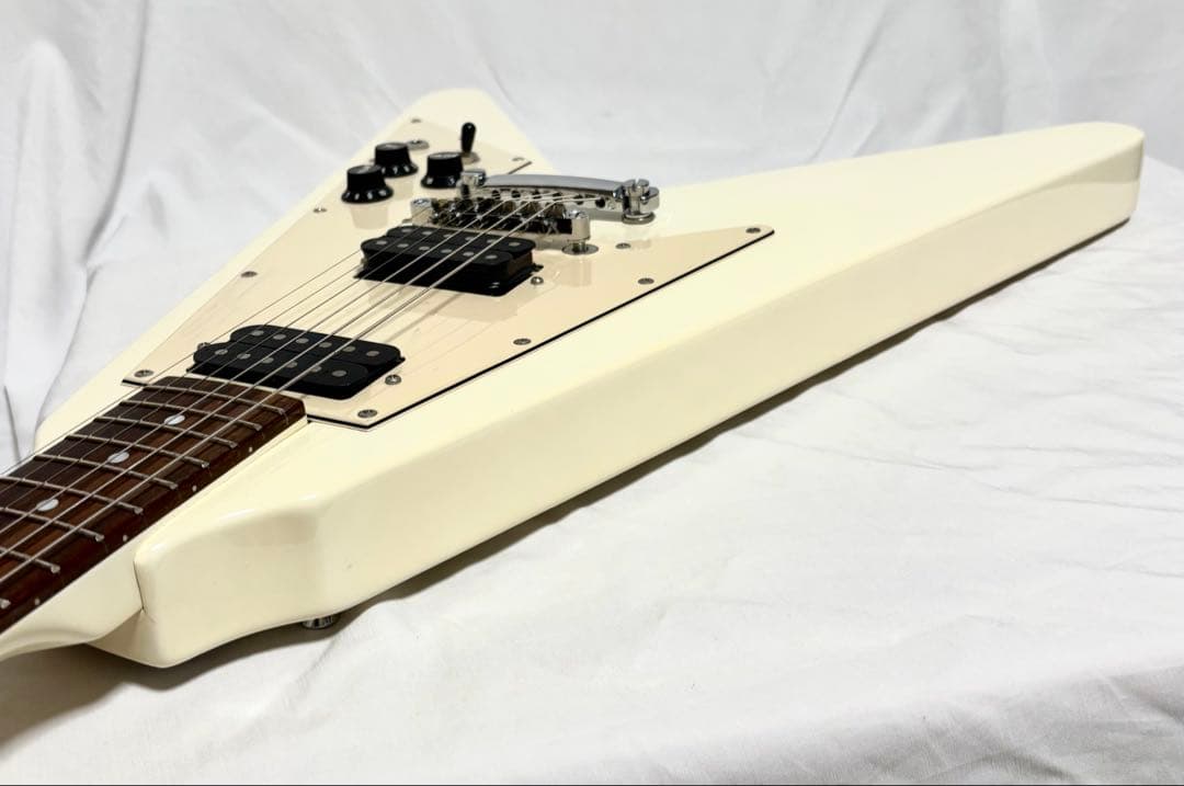 【新品弦張替済】Photo Genic エレキギター フライングV