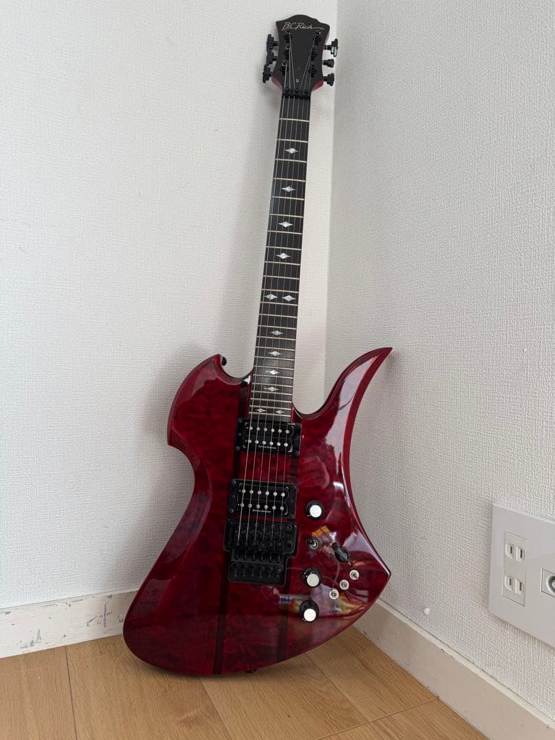 美品 B.C.Rich Mockingbird ST