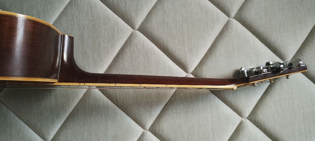 【希少モデル】 YAMAHA FG-350　赤ラベルビンテージ 70年製