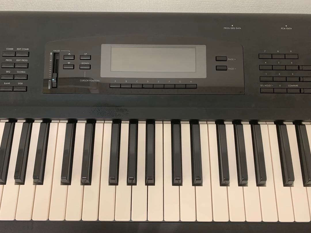 KORG コルグ 01/WFD ゼロワン シンセサイザー 61鍵盤 ケース 希少