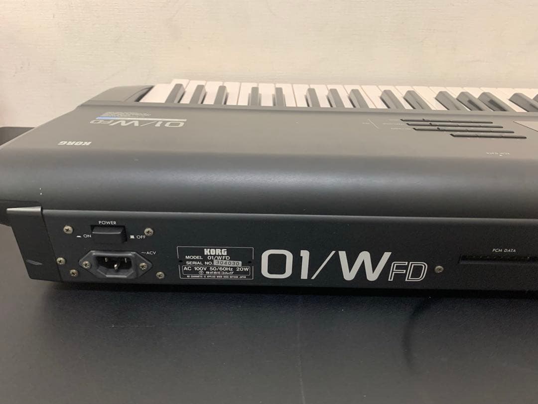 KORG コルグ 01/WFD ゼロワン シンセサイザー 61鍵盤 ケース 希少