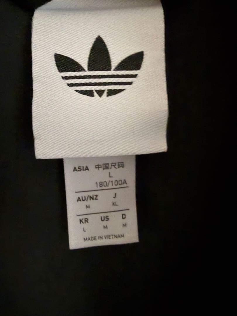 リバプールFC LIFESTYLER トラックトップ　XLサイズ