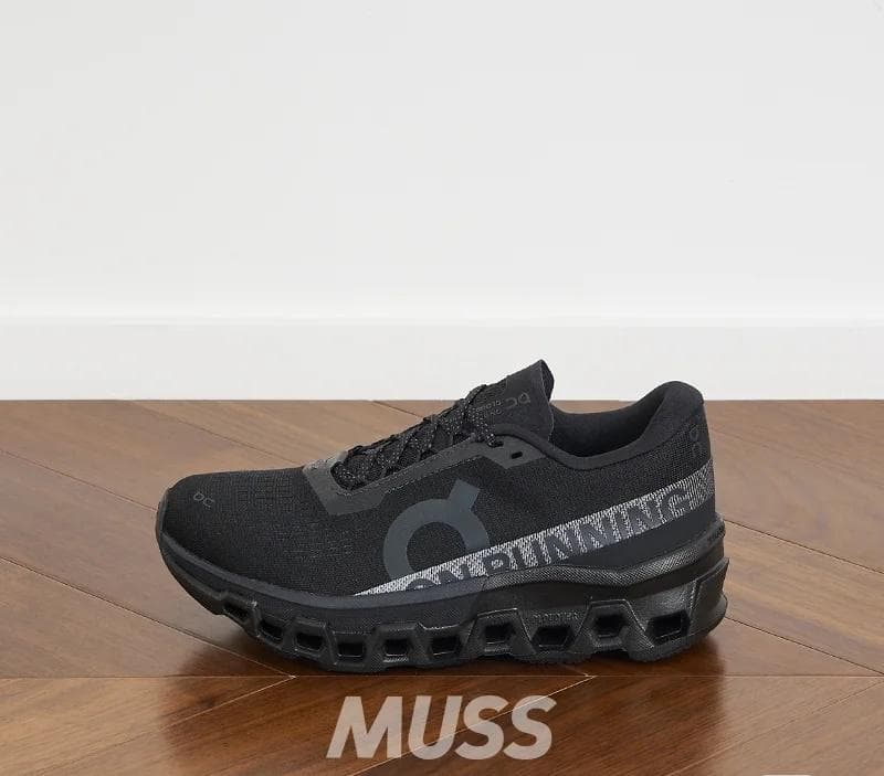 on Cloudmonster2 ×クラウドモンスター ブラック 28cm