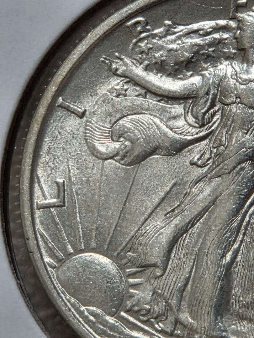 (稀少年号)アメリカ　ウォーキング リバティ 50セント銀貨　1933 S