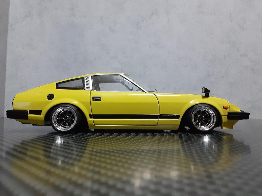 Hachette 1/24 フェアレディ280Z-L 黄 カスタム改 ローダウン
