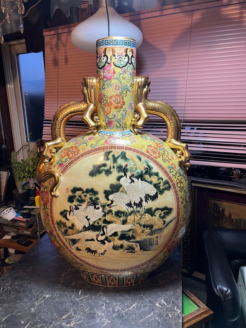 中国美術、嶺東窯製 、金彩花瓶93㌢金彩色絵 大花瓶 、鶴図 、龍、特大花瓶