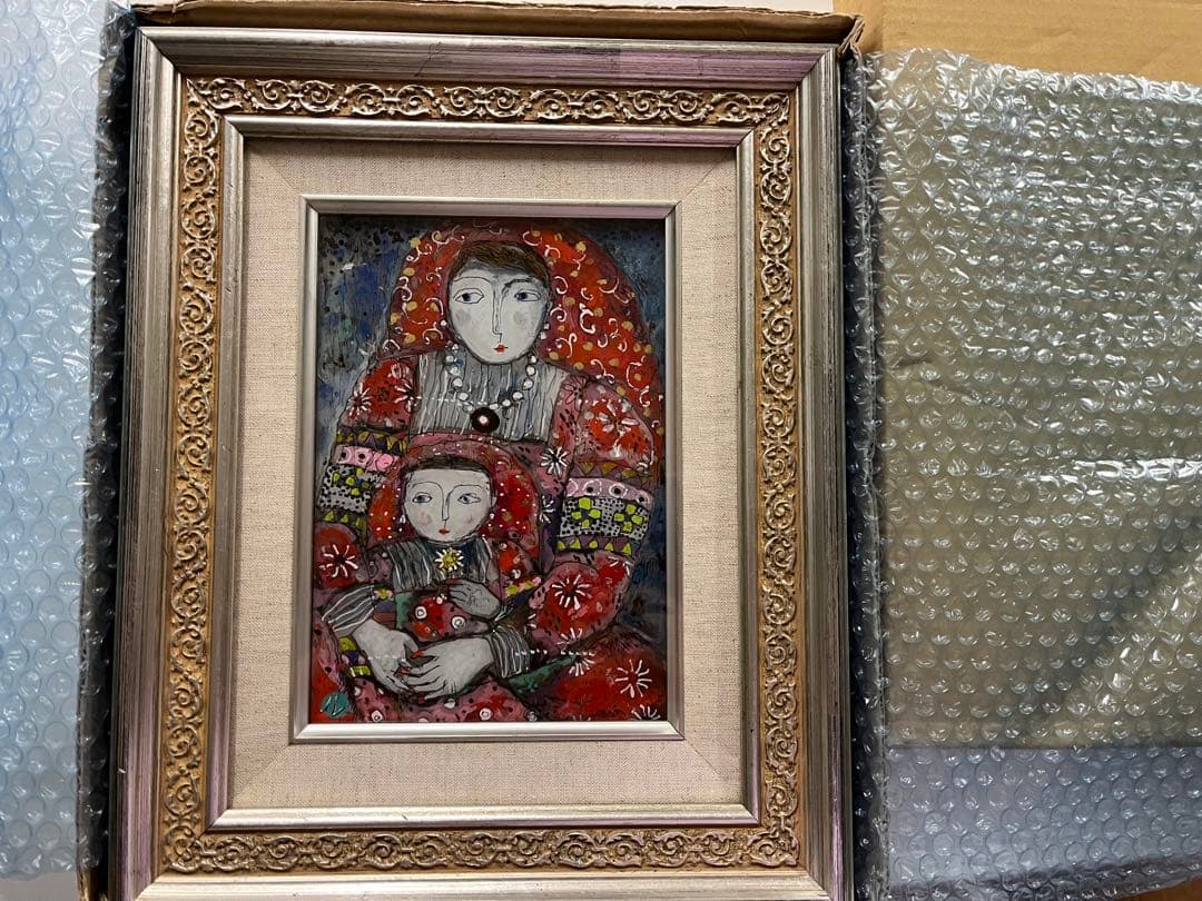 処分価格　香野ルミ子「赤いヴェールの母娘」ガラス絵　優しい眼差し