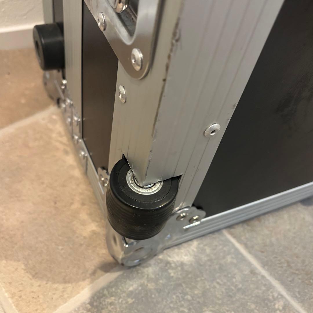 【美品Road Ready keyboardキーボードシンセサイザーハードケース