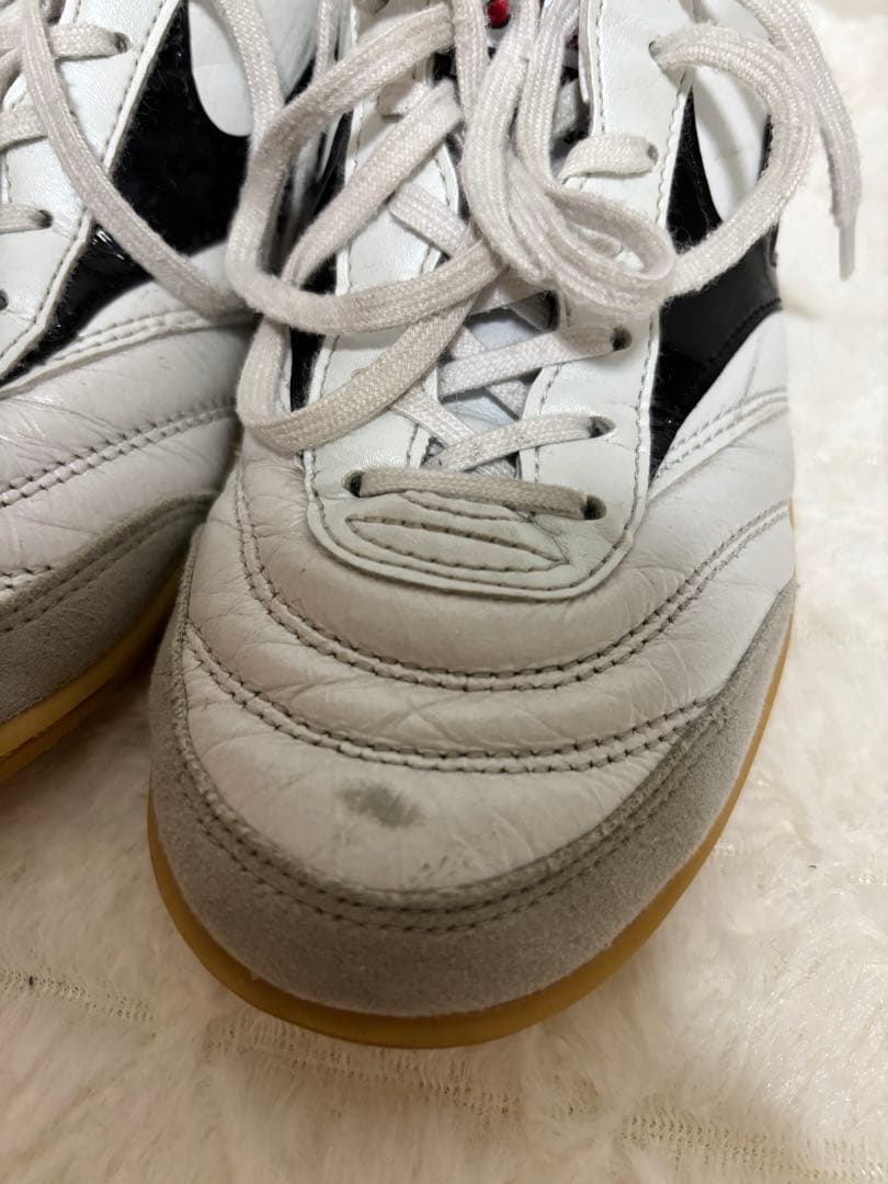 mizuno 『MORELIA IN モレリアIN』フットサルシューズ　24㎝