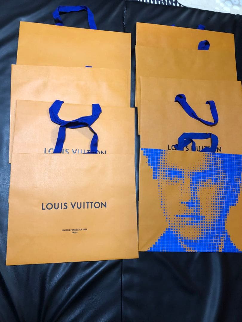 ルイヴィトン　草間彌生デザイン　ショッパー　大サイズ、中サイズショッパー