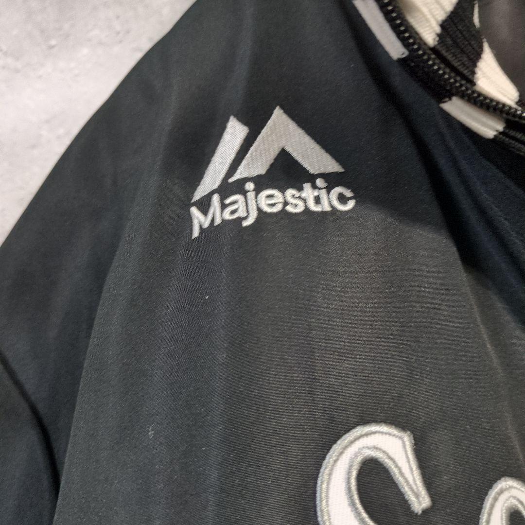 極美品 ソフトバンクホークス ブルゾン ジャンバー マジェスティク Lサイズ 黒